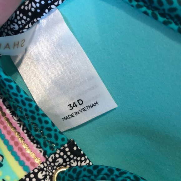 Bathing suit - Picture 3 of 5